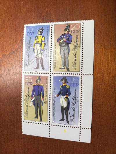 长老汇蛇年精选第七十七场拍卖 - 1986民主德国1850普鲁士邮政4联张带边，350万，全新