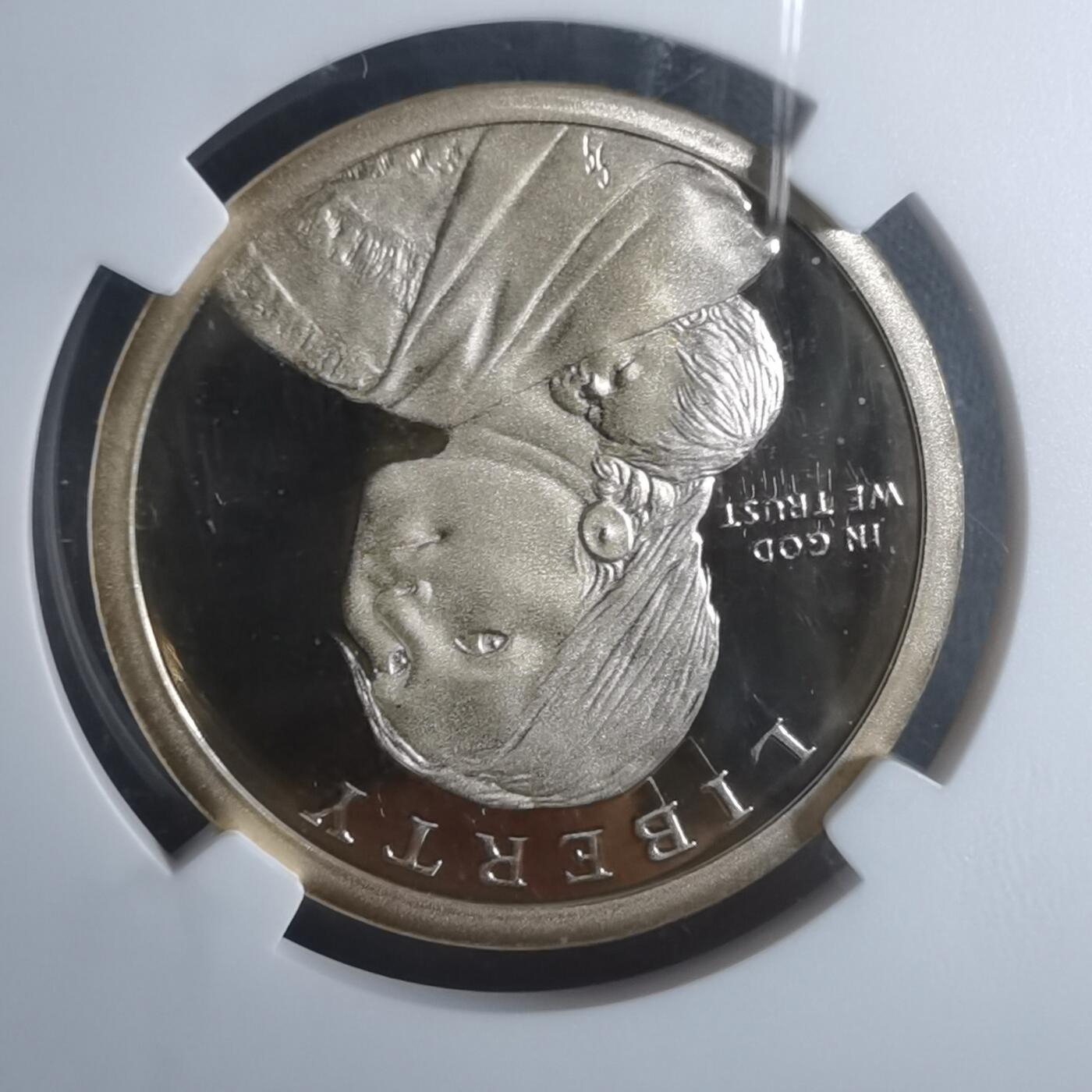 沼泽如烟--第913场 Military Service美国2021年羽毛一元精制币69分