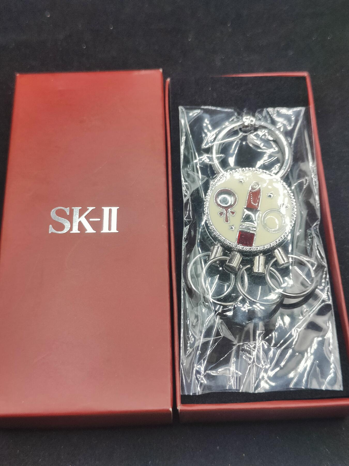 0元起拍勋章 第313期 咸鱼国勋章拍卖专场 11月26日（周三）下午6：00开始 正品sk2钥匙链带盒