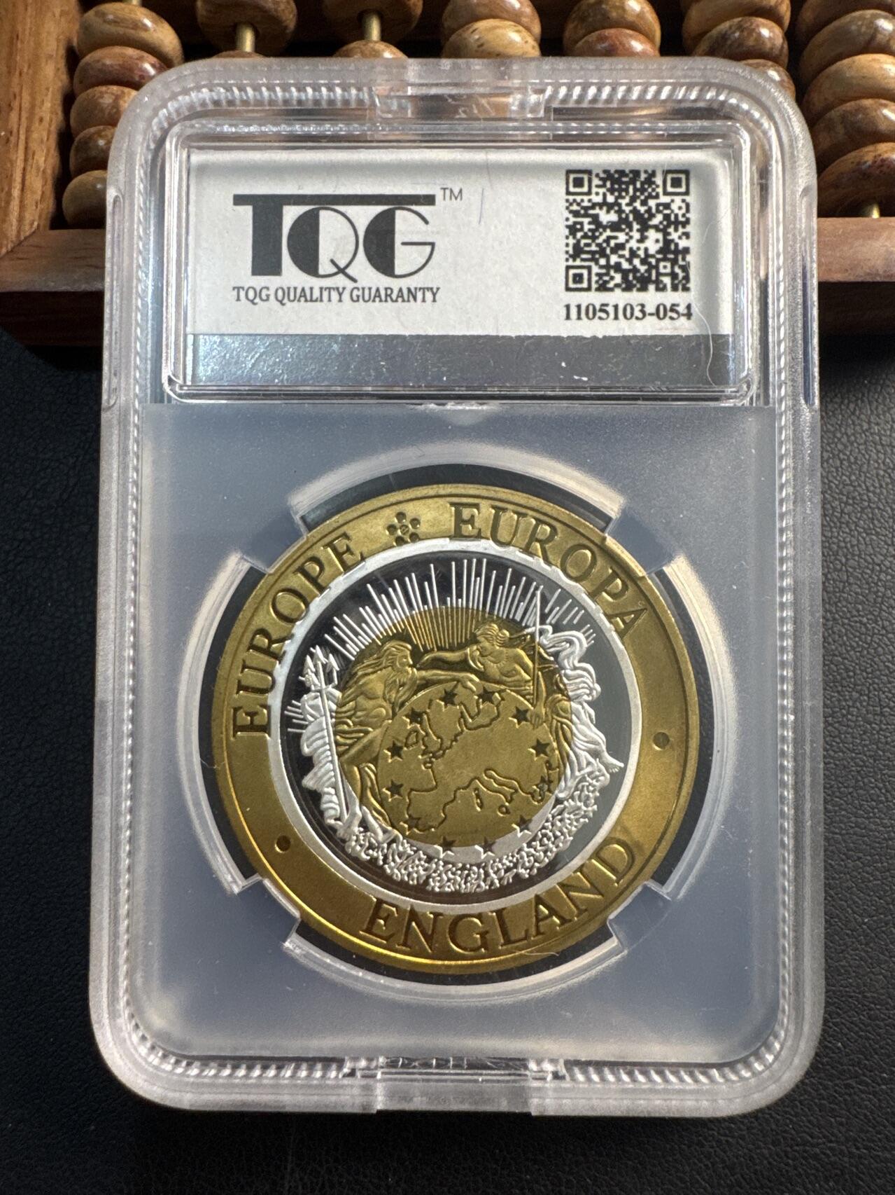 ❤️【币观天下】❤️ 第332期钱币拍卖- 2025.11.28周五晚上6点半场-长期征集拍品 （罕见）1992年英国25欧洲货币单位双金属纪念币 英格兰 （见于克劳斯稀有币目录） TQG PF66UC