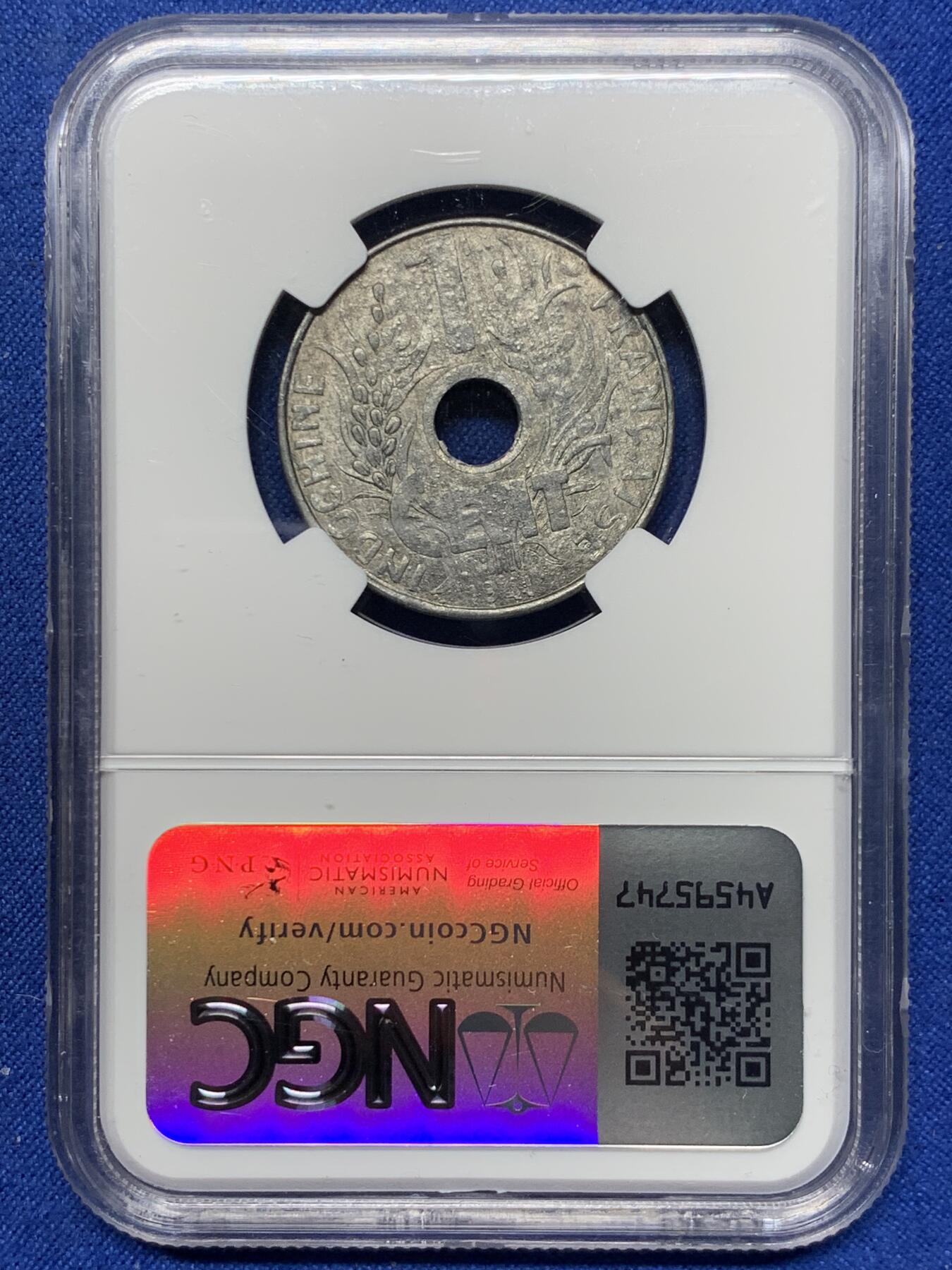 《竞宝斋》第442场 周日，周一，2场连拍 （全场包邮） NGC MS62 法属印支1941花帽1分锌币 保存非常难得