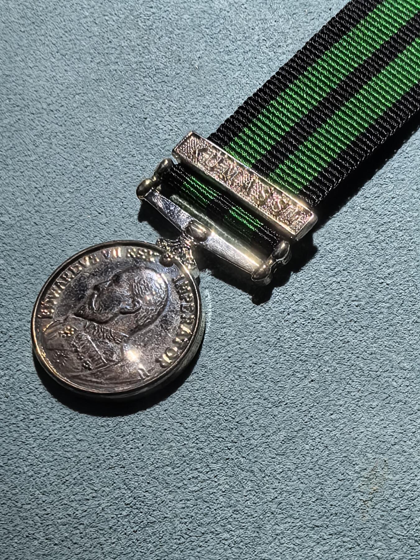 盛世勋华——号角文化勋章邮票专场拍卖第289期 英国1901远征阿散蒂奖章迷你章 带库马西勋条 极为罕见