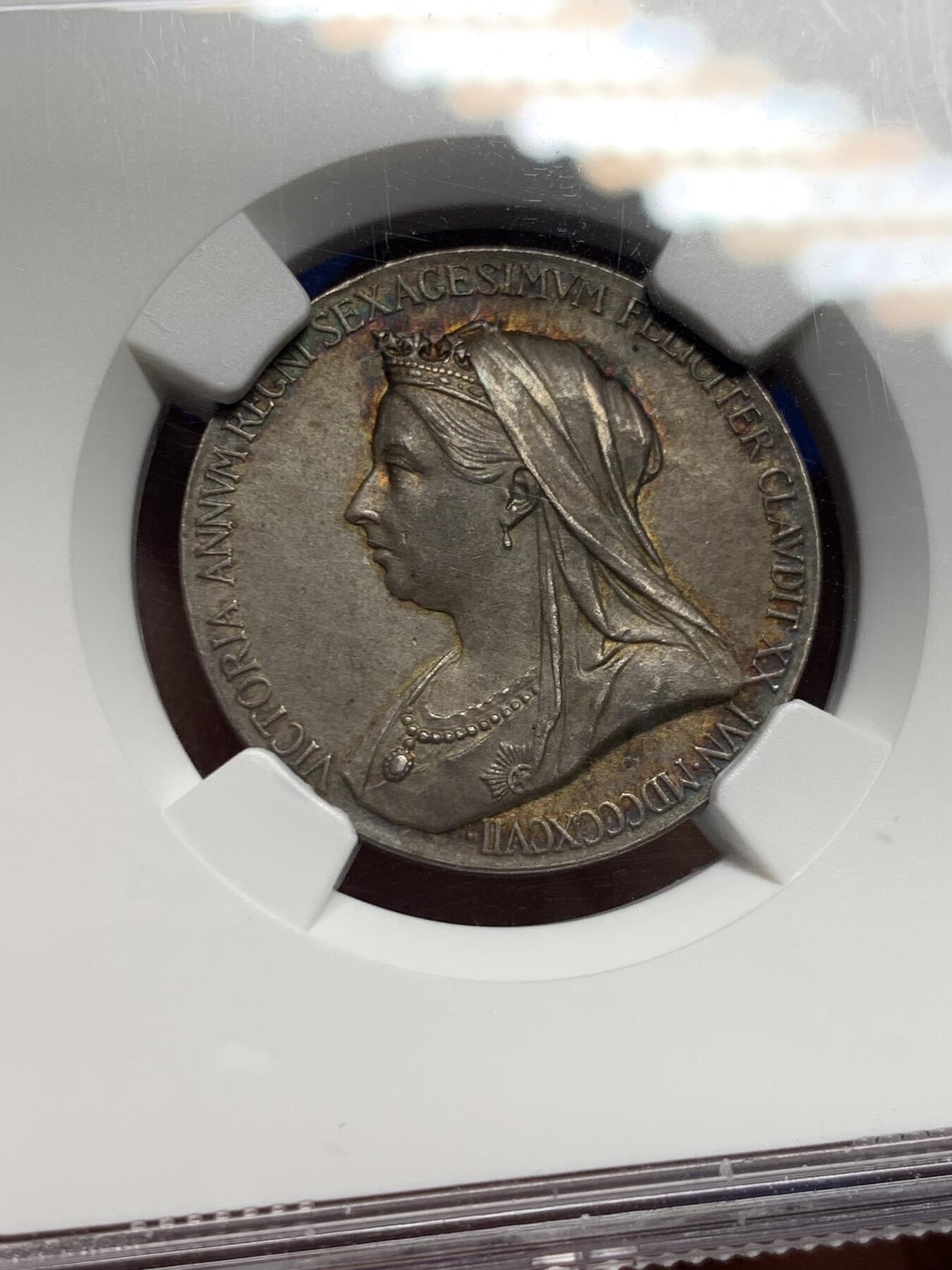 《竞宝斋》第442场 周日，周一，2场连拍 （全场包邮） NGC MS63 英国1897年维多利亚女王登基加冕60周年纪念银章