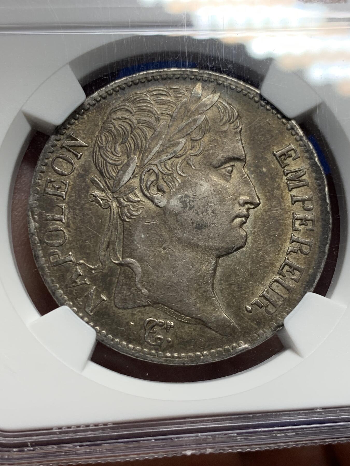 《竞宝斋》第442场 周日，周一，2场连拍 （全场包邮） NGC AU55 法国 1811A 拿破仑一世5法郎银币 金色包浆好味道 原包浆状态有分难得 打制清晰整体美观