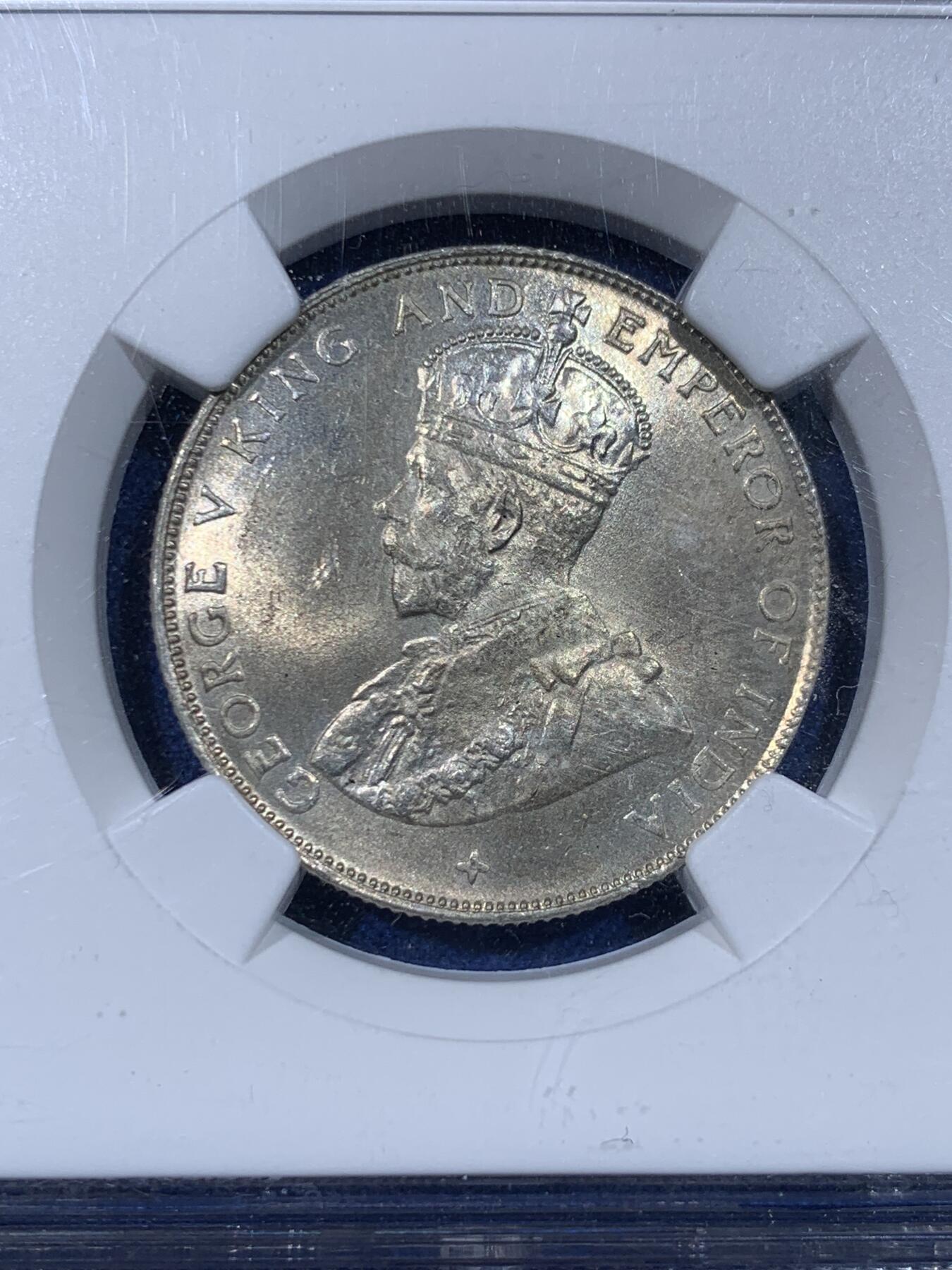 《竞宝斋》第442场 周日，周一，2场连拍 （全场包邮） NGC MS64 英属海峡1921年乔治五世50分半圆银币，BU原光近出厂状态，底板丝滑。收藏级品质，老N盒严评加持