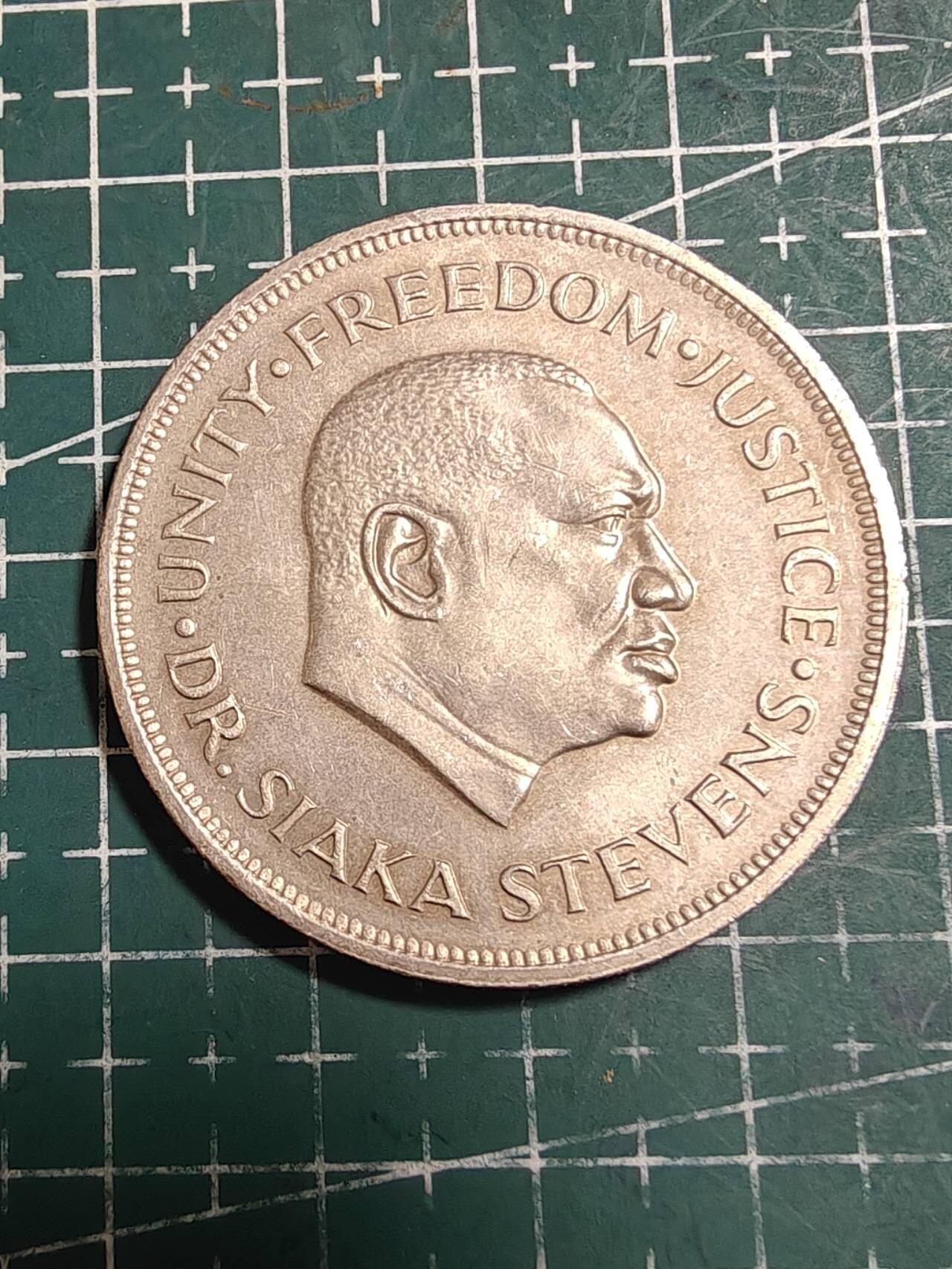 轻松集币无压力 塞拉利昂央行10年克朗型纪念币