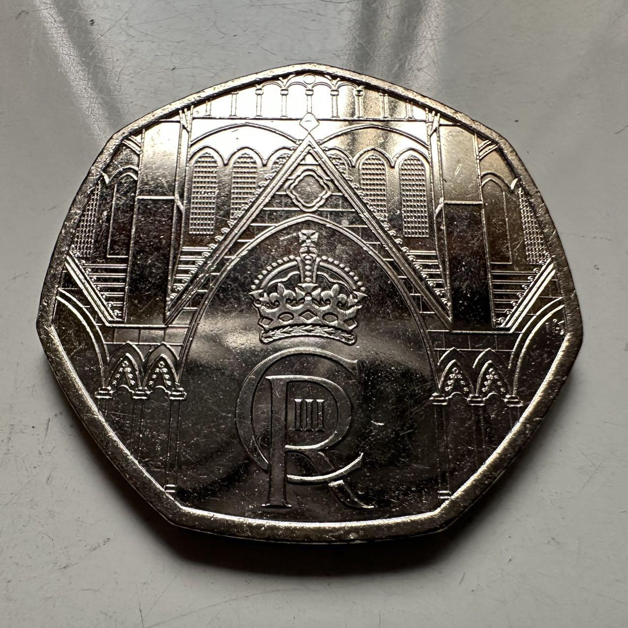 🌹外币初藏🌹🐯2025年第132场  每周二四六晚8️⃣点 接代拍 英国2023年50便士