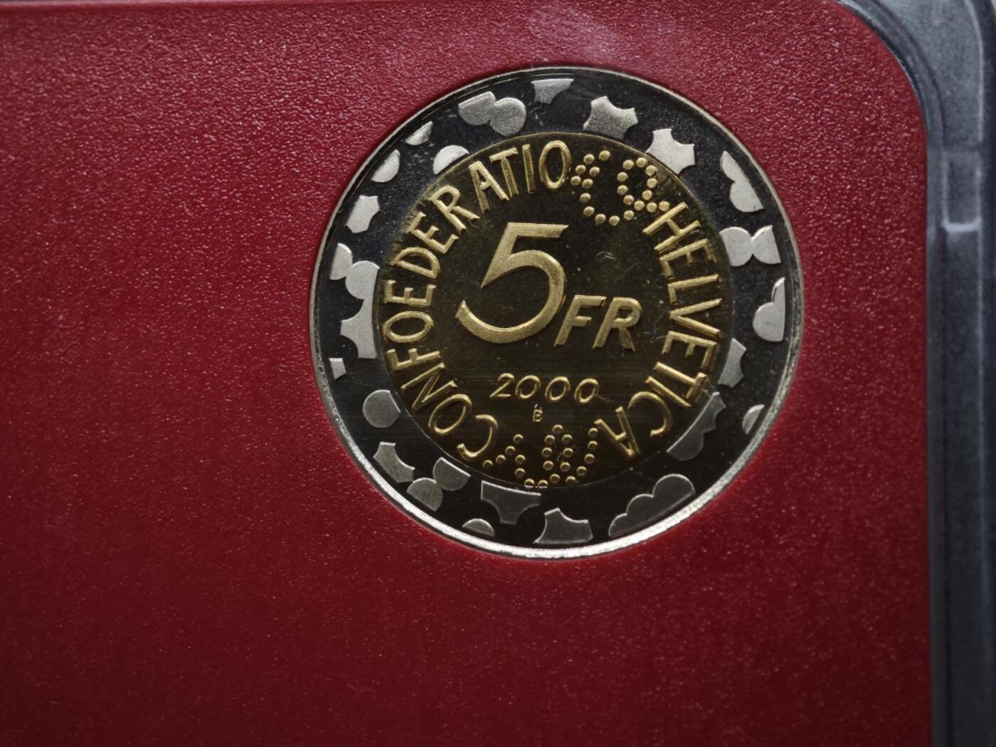 【淘币小摊】实时拍第八百零八拍   银币套币场   满百包邮可预留二周 每周一统一发货   瑞士2000年小丑套币