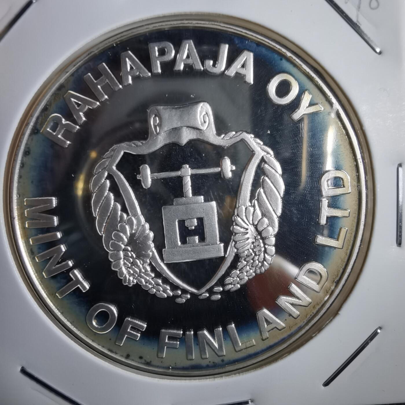 沼泽如烟--第913场 芬兰1995年鹰形精制章纪念银章31克925银