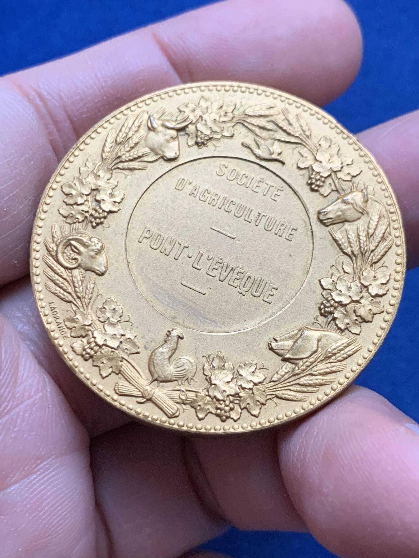 《竞宝斋》第442场 周日，周一，2场连拍 （全场包邮） 法国播种者镀金铜章 带盒 37.2克 41.2mm 丰饶角铜标