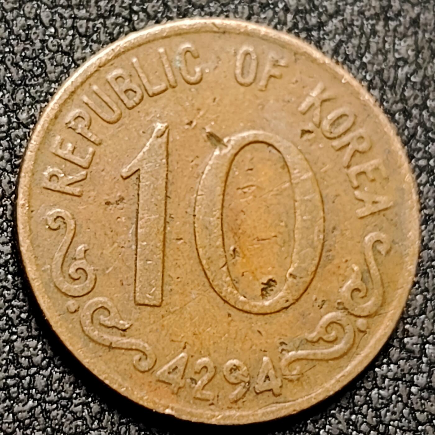 泉币菌-第136场-精品福利场（之前场次29日、30日发货，敬请谅解） 。