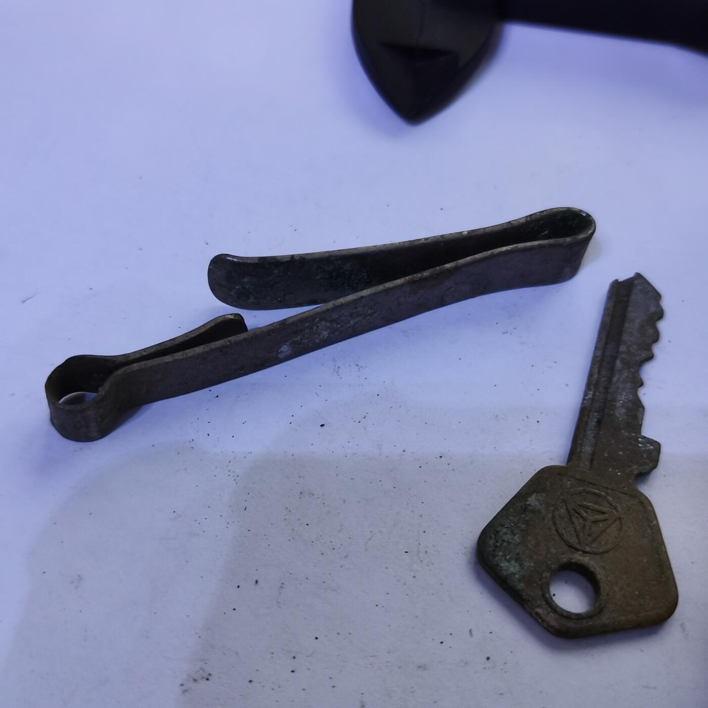 藏珍品阁杂件专场82期 老铜杂件