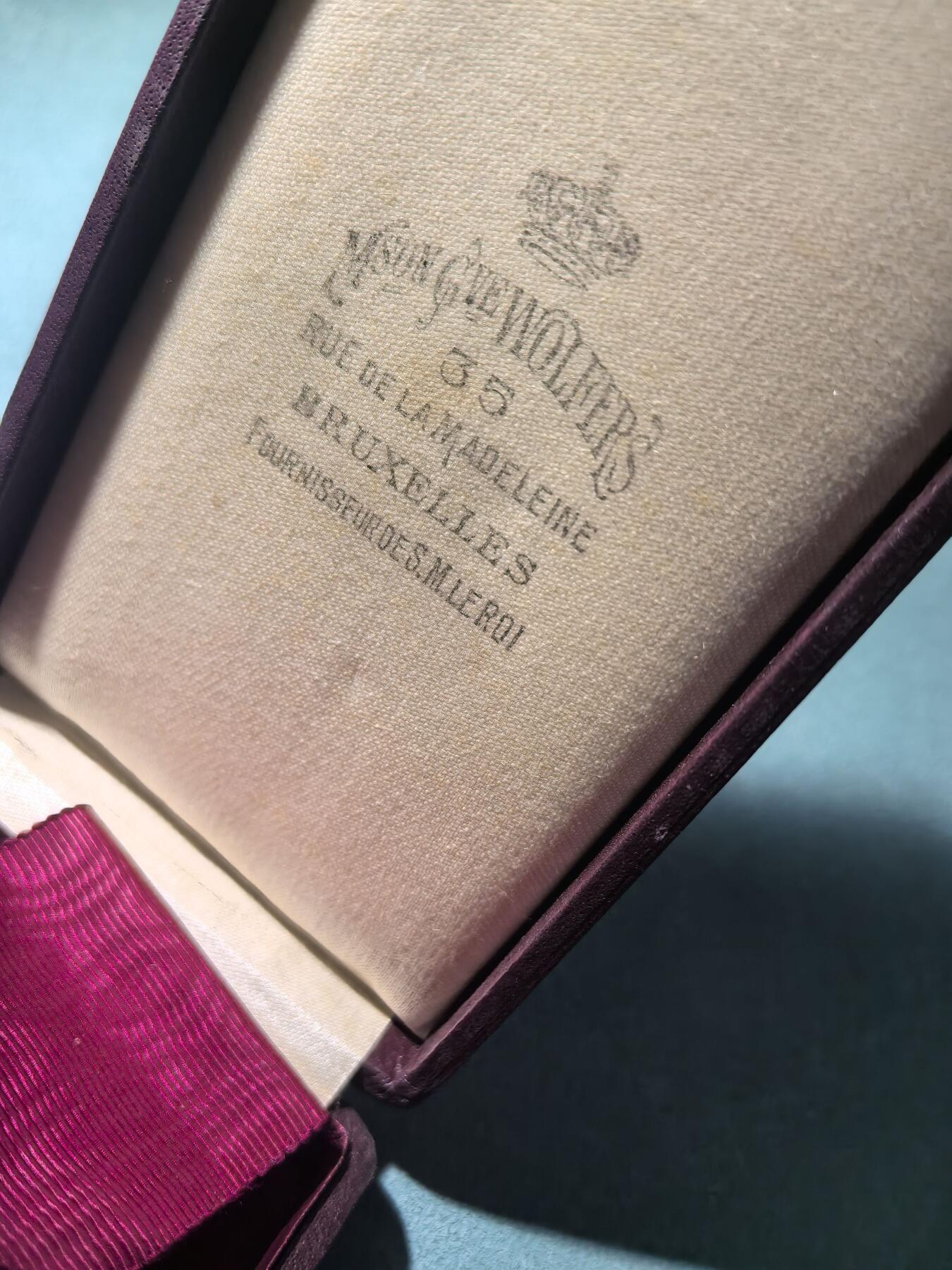 盛世勋华——号角文化勋章邮票专场拍卖第289期 比利时骑士级王冠勋章 带原盒 带厂标