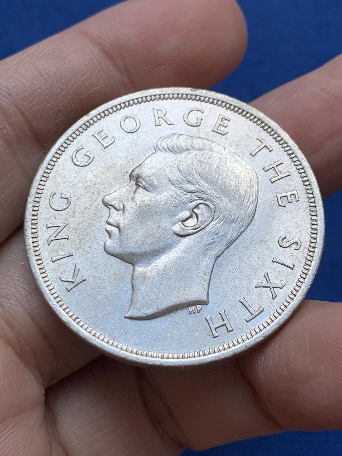 《竞宝斋》第442场 周日，周一，2场连拍 （全场包邮） 新西兰1949年乔治六世1克朗银币