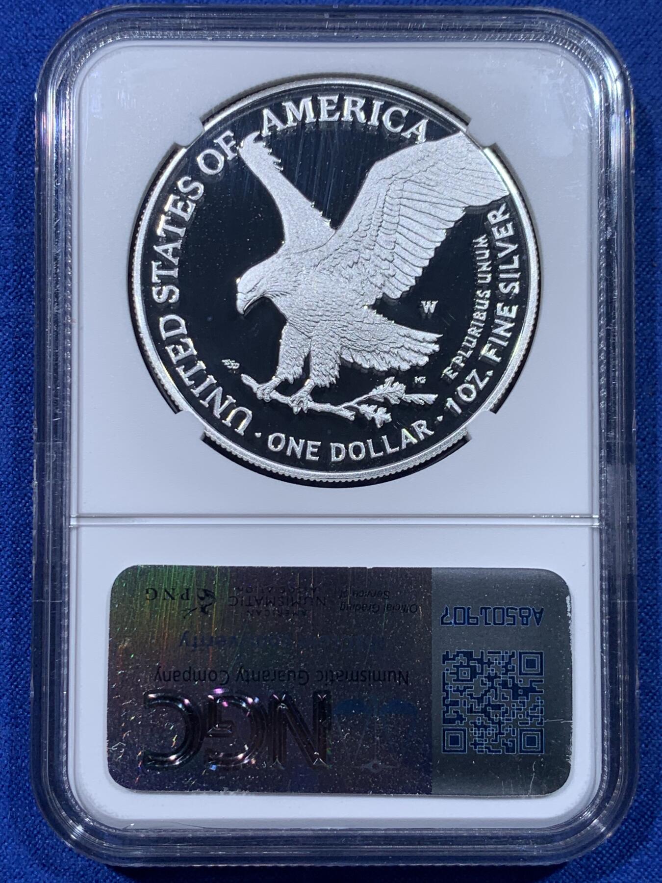 《竞宝斋》第442场 周日，周一，2场连拍 （全场包邮） NGC PF69UC 美国2023年W厂行走女神1盎司大银币 新版鹰