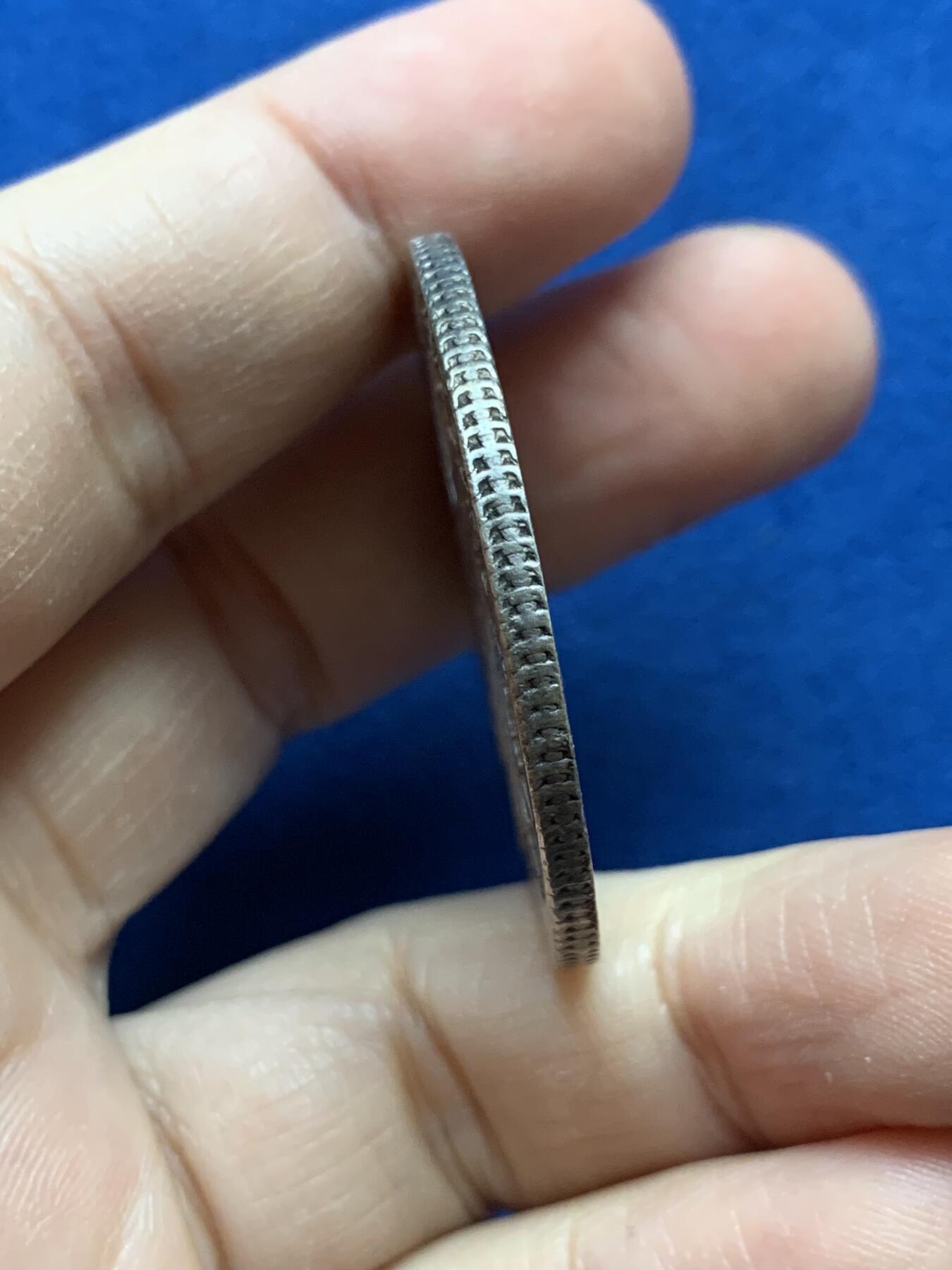 《竞宝斋》第442场 周日，周一，2场连拍 （全场包邮） 墨西哥1877 GO FR版 8R鹰洋银币 好底板带光