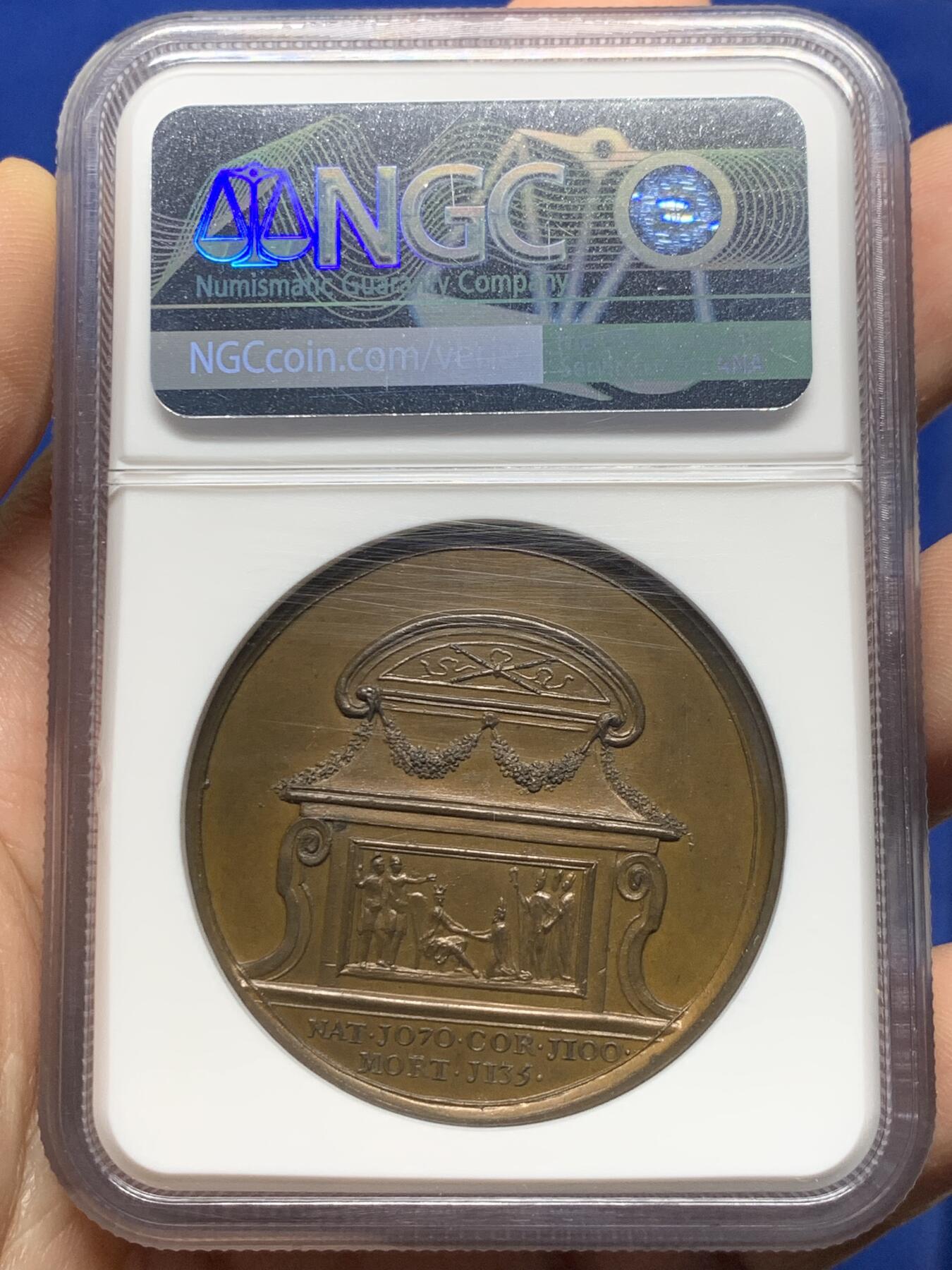 《竞宝斋》第442场 周日，周一，2场连拍 （全场包邮） 唯一冠军分 NGC MS65BN 1830年英国Dassier英王系列章之亨利一世，直径40mm，目录编号BHM-1437，保存很好，包浆温润，色泽自然，顶级分数，加厚盒装。