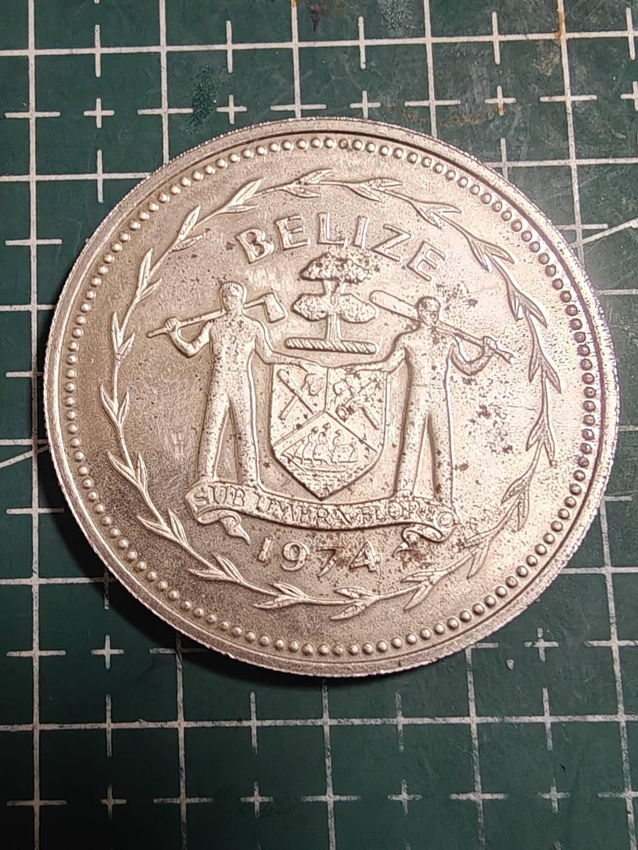 轻松集币无压力 伯利兹10元超大尺寸硬币