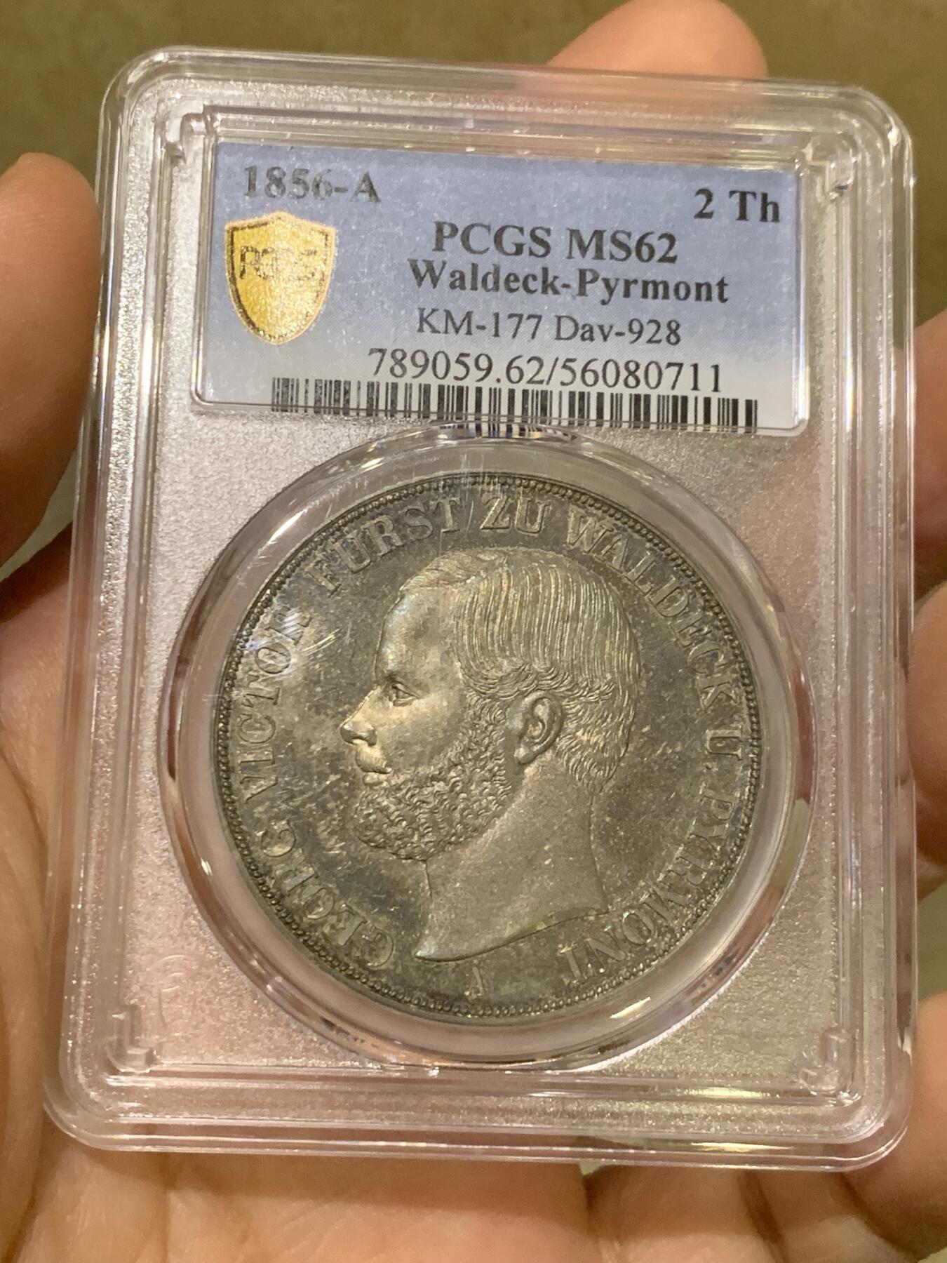 《竞宝斋》第442场 周日，周一，2场连拍 （全场包邮） NGC MS62 德国 1856年 瓦尔德克 维克托2泰勒37克的大银币 11375枚的发行量 品种状态都是不可多得的