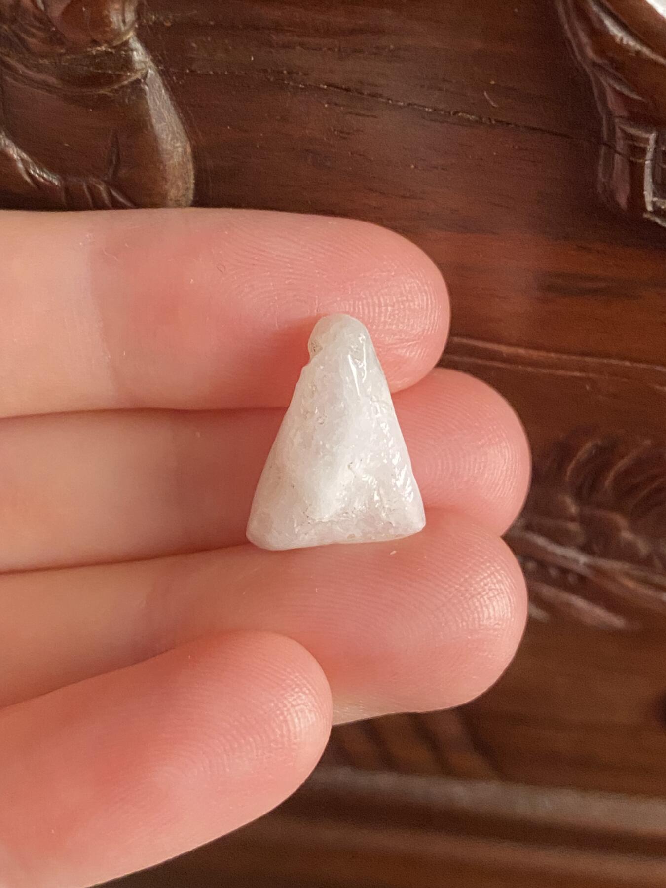 塔克西拉大权在握千年石英古珠