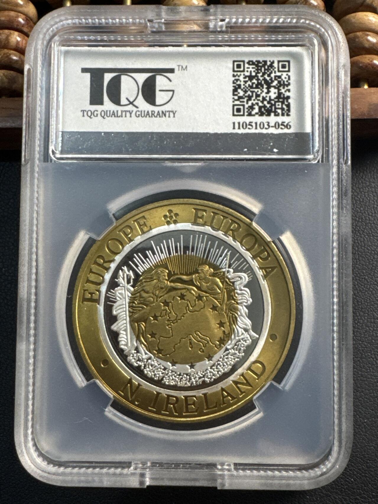 ❤️【币观天下】❤️ 第332期钱币拍卖- 2025.11.28周五晚上6点半场-长期征集拍品 （罕见）1992年英国25欧洲货币单位双金属纪念币 北爱尔兰 （见于克劳斯稀有币目录） TQG PF64UC