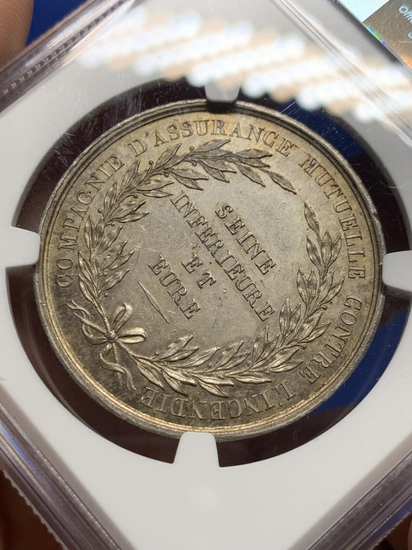 《竞宝斋》第442场 周日，周一，2场连拍 （全场包邮） NGC MS62 少见圆形火灾互助保险银章，浴火凤凰，边铭少见：BOW