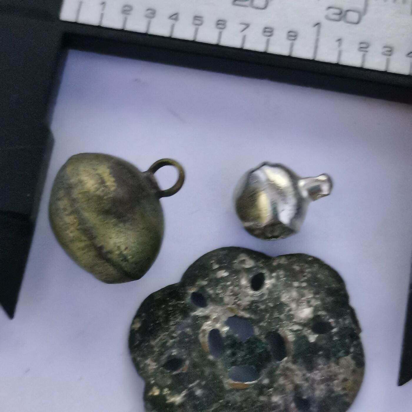 藏珍品阁杂件专场82期 老银配花，铃铛