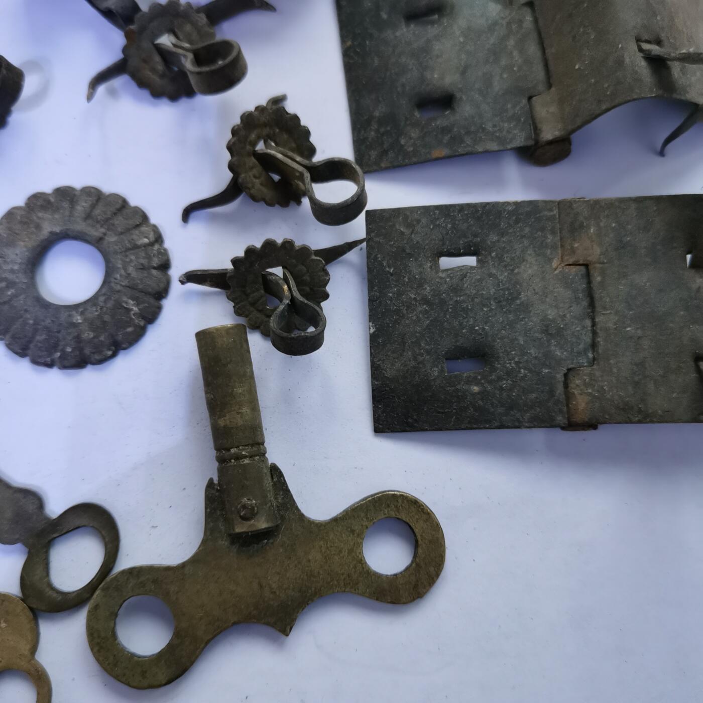 藏珍品阁杂件专场82期 老铜配件