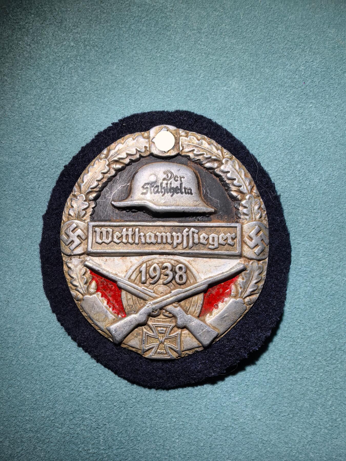 盛世勋华——号角文化勋章邮票专场拍卖第289期 德国（1939）钢盔团1938年竞赛斗士纪念证章 极为少见