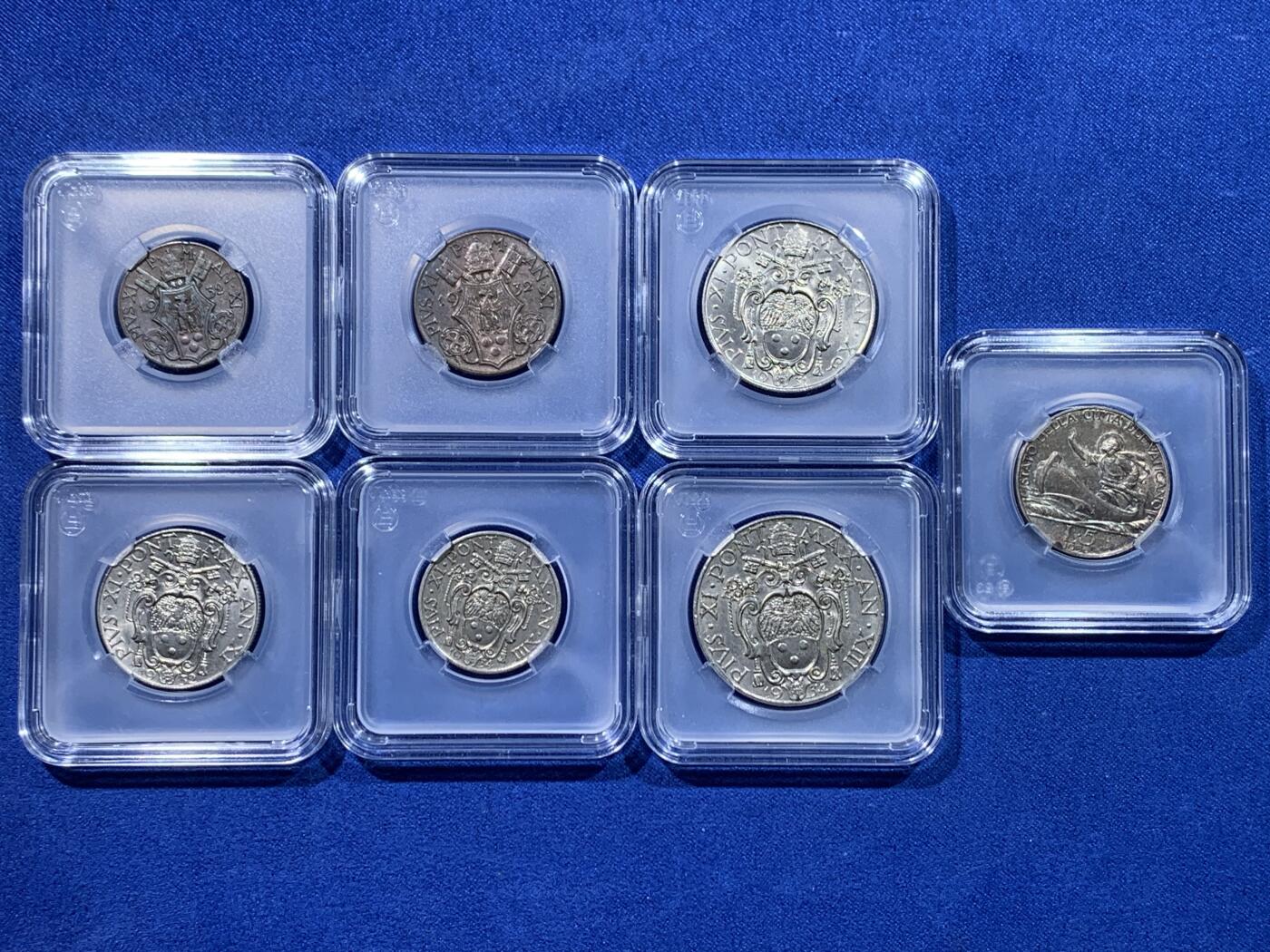 《竞宝斋》第442场 周日，周一，2场连拍 （全场包邮） 七枚一组 意大利梵蒂冈套装币，5里拉，2里拉，1里拉，50分，20分，10分，5分都是193X年，年份稍有不同状态都不错