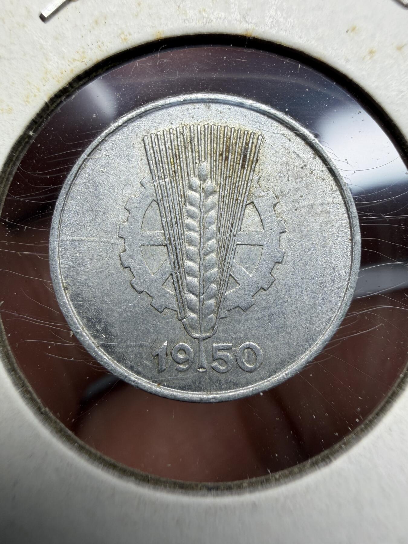 2025年集古藏今外币拍卖第十期-第9场—（总第289拍），可以寄存60天，满160元包邮。 1950年东德1芬尼