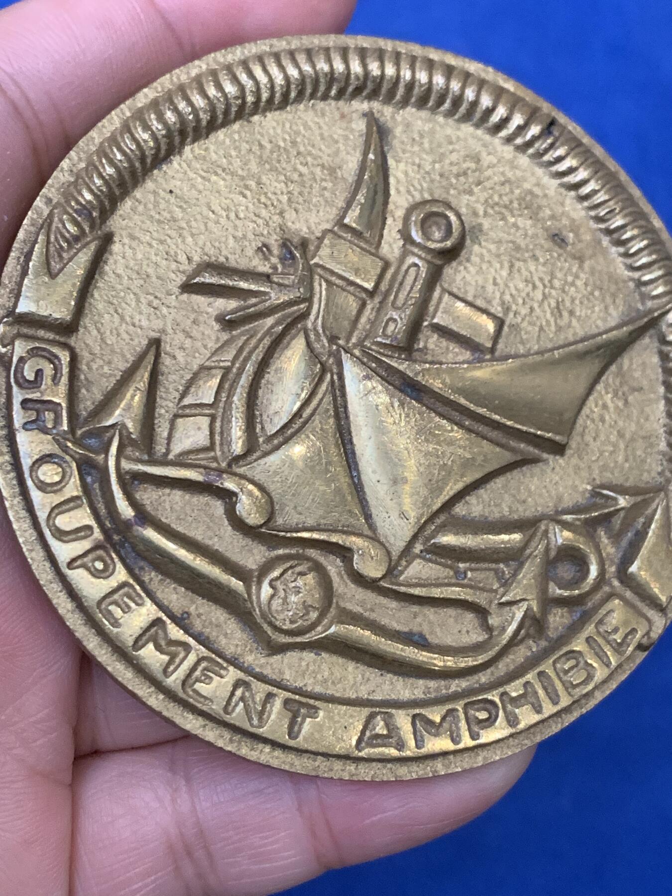 《竞宝斋》第442场 周日，周一，2场连拍 （全场包邮） 法国两栖作战集群单面大铜章 直径73.8mm 重量157.2g