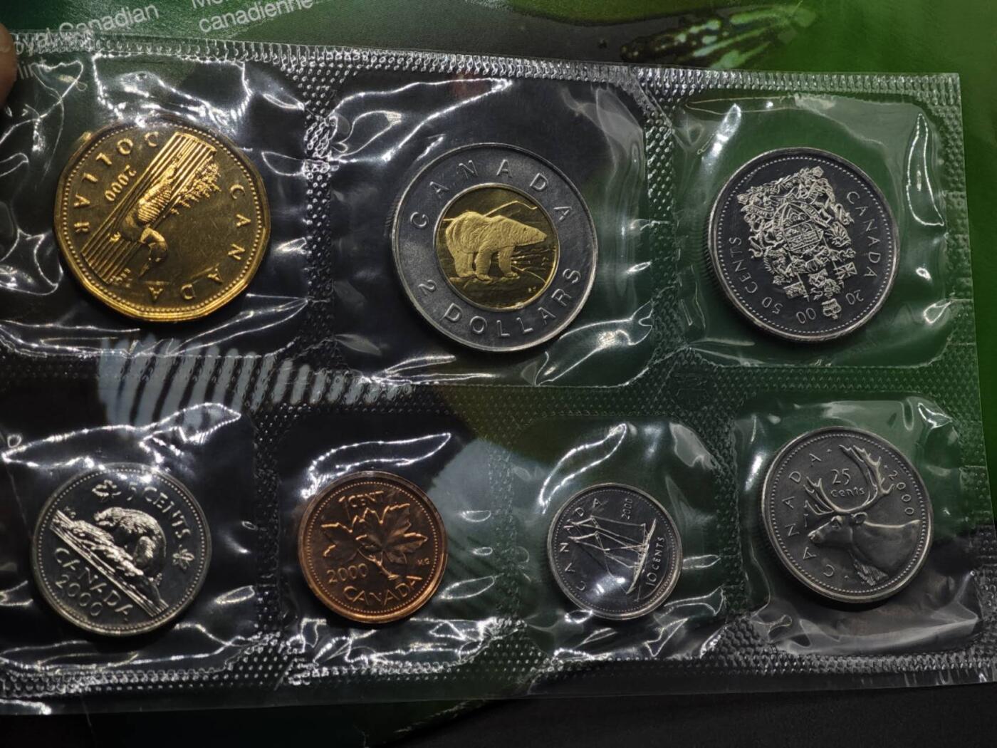 【淘币小摊】实时拍第八百零八拍   银币套币场   满百包邮可预留二周 每周一统一发货   加拿大2000年套币