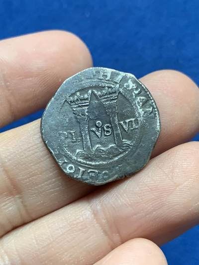 《竞宝斋》第442场 周日，周一，2场连拍 （全场包邮） - 西班牙早期打制币一枚 工艺所限 些许不平 细节见图 3.1克 31.9mm