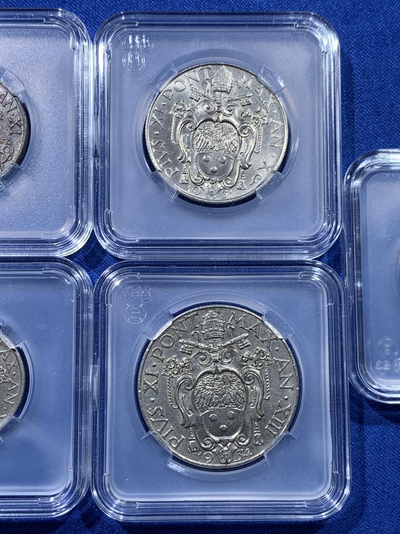 《竞宝斋》第442场 周日，周一，2场连拍 （全场包邮） 七枚一组 意大利梵蒂冈套装币，5里拉，2里拉，1里拉，50分，20分，10分，5分都是193X年，年份稍有不同状态都不错