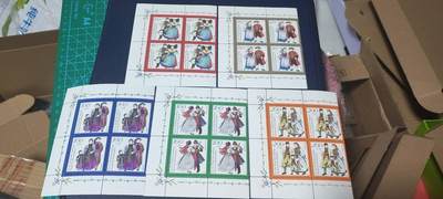 🔥套票🔥德国邮票专场，都是四方联套票 - 德国邮票四方联一套，1993年发行，   民族服装  服饰  舞蹈等5全，品相如图
