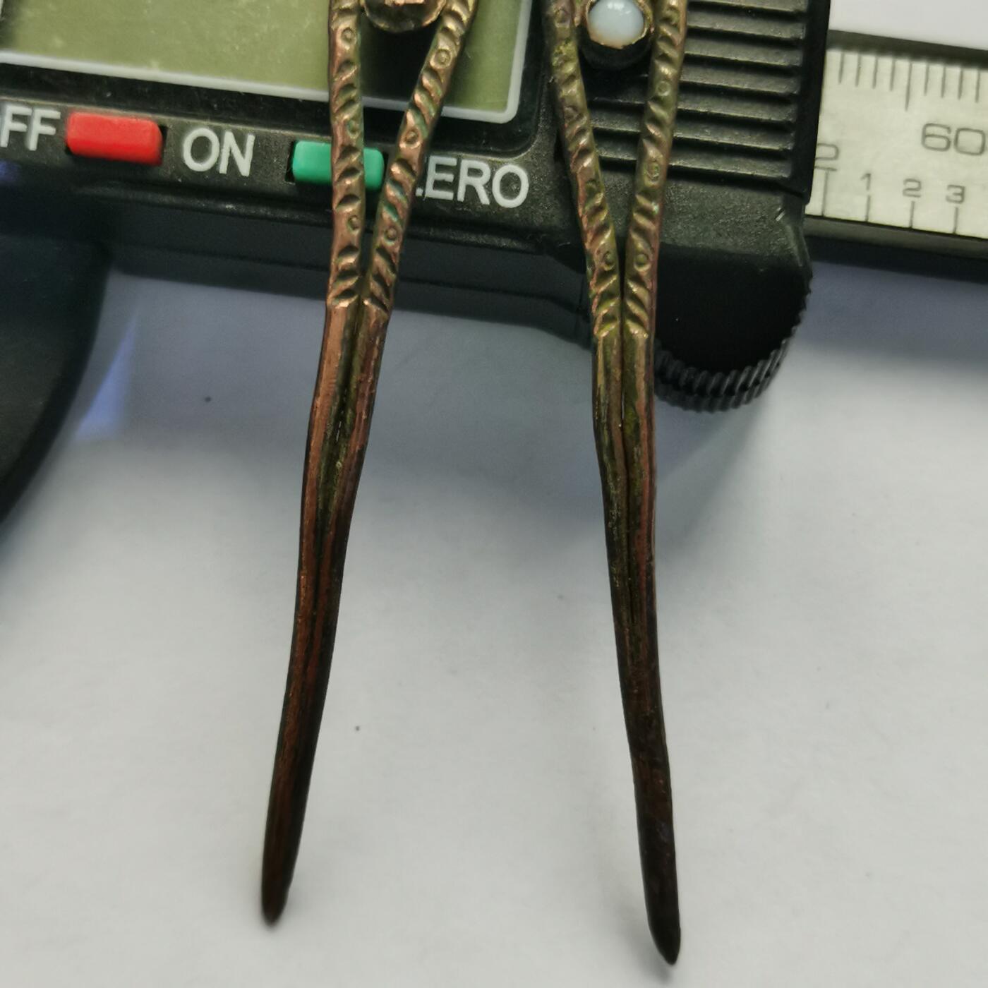 藏珍品阁杂件专场82期 清代铜鎏金镶宝石发簪一对