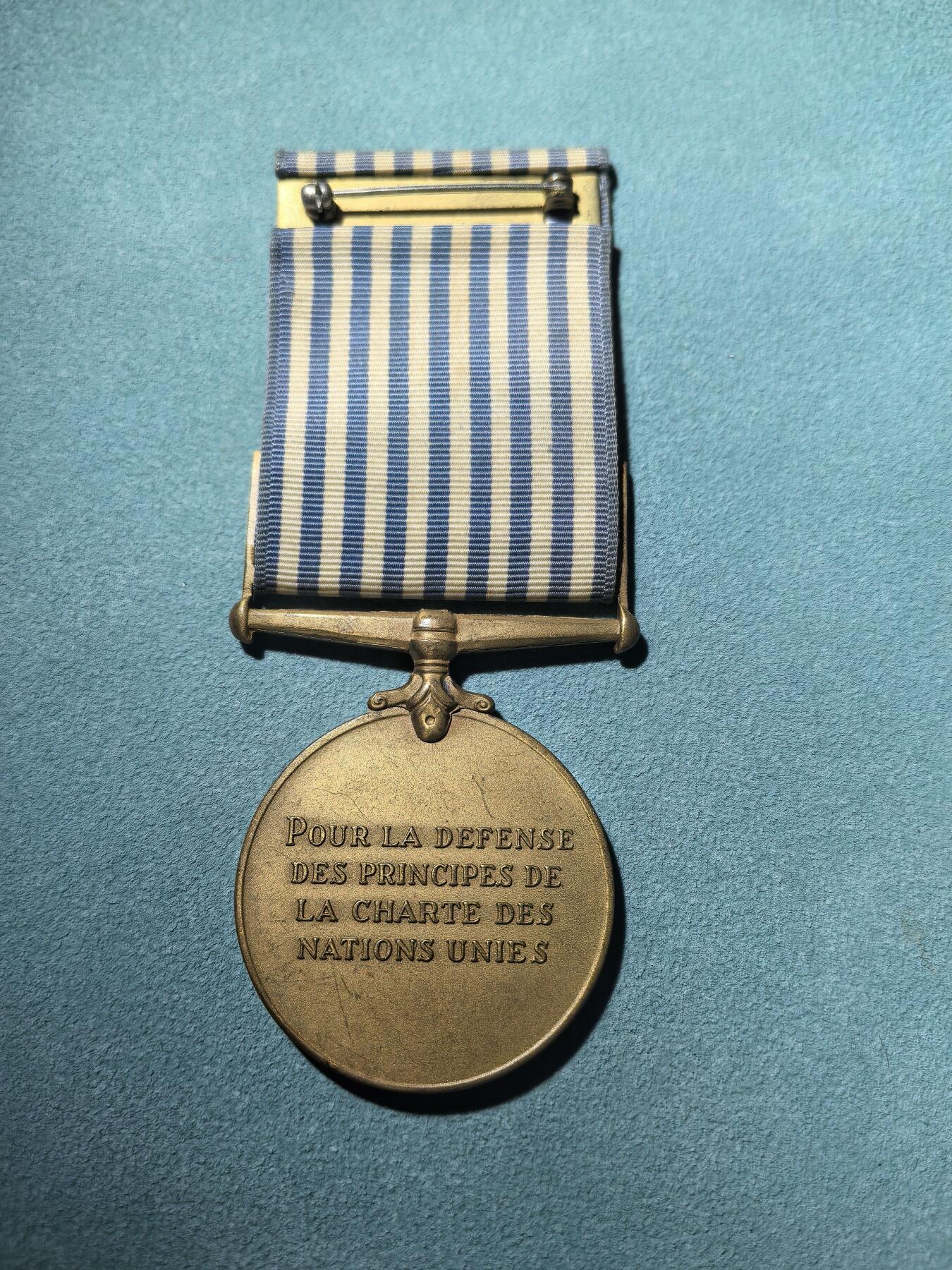 盛世勋华——号角文化勋章邮票专场拍卖第289期 联合国朝鲜战争奖章 法文版