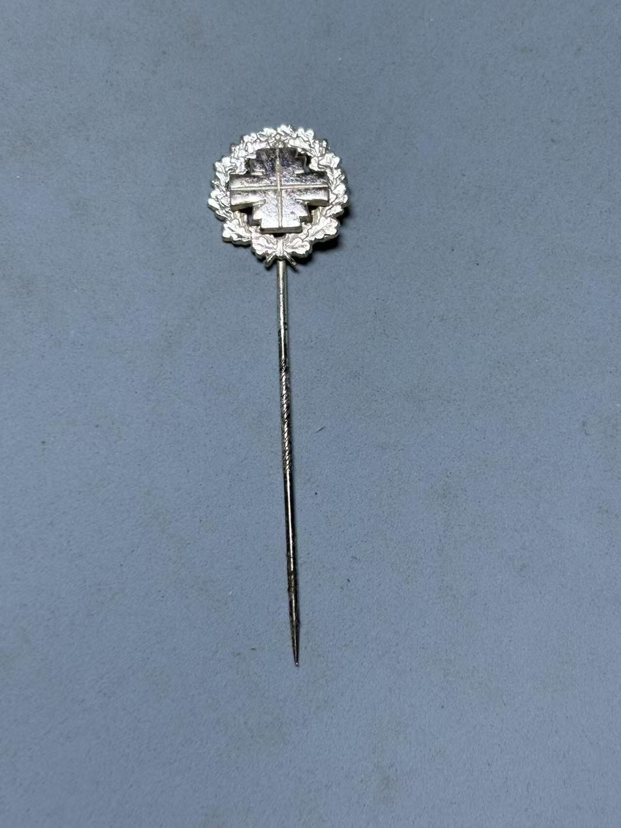 盛世勋华——号角文化勋章邮票专场拍卖第289期 德国（帝国-魏玛）德国体操联合会会员迷你插针