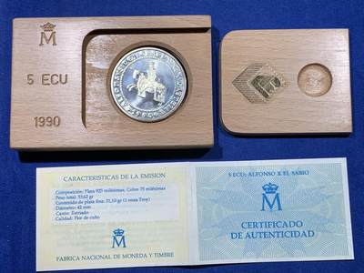 《竞宝斋》第442场 周日，周一，2场连拍 （全场包邮） - 西班牙1990年马剑骑士5ECU精制大银币 33.62克 原盒证书