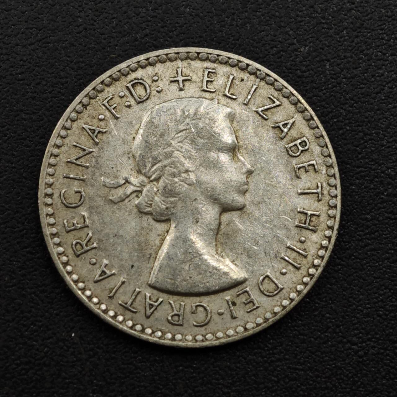 【淘币小摊】实时拍第八百零九拍   散币场   满百包邮可预留二周 每周一统一发货   澳大利亚1959年伊丽莎白二世3便士银币