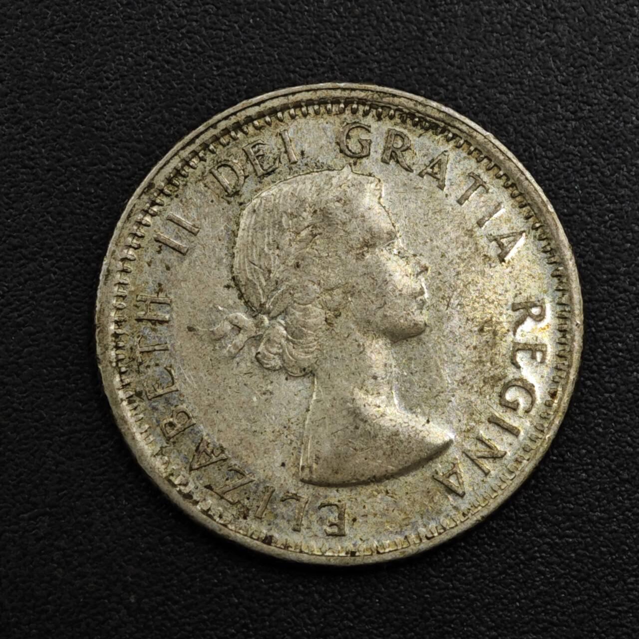 【淘币小摊】实时拍第八百零九拍   散币场   满百包邮可预留二周 每周一统一发货   加拿大1967年10分银币