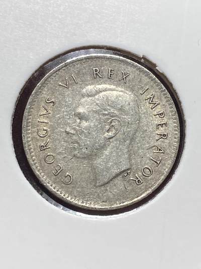 2025年第一百三十二场(总第一百五十八场）外国好品纸夹散币场(免佣金) - 英属南非1941年3便士(乔治六世第一版，800高银)