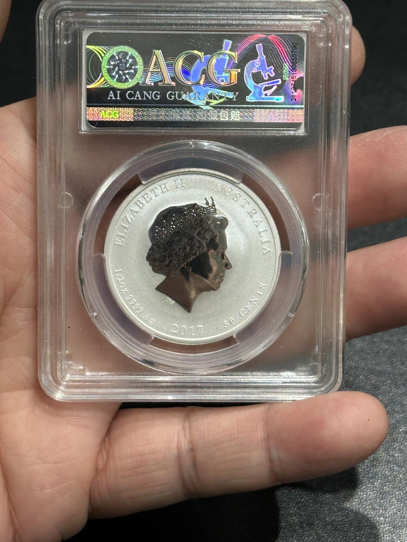 《外钞收藏家》第五百八十八期（优质场）（本平台长期征集拍品、欢迎藏友们联系合作） 澳大利亚鸡年生肖银币 1/2盎司 爱藏评级MS68