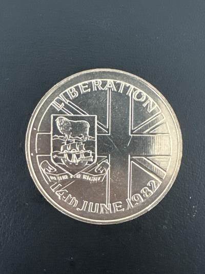 ❤️【币观天下】❤️ 第332期钱币拍卖- 2025.11.28周五晚上6点半场-长期征集拍品 - 福克兰岛摆脱阿根廷纪念1982年50便士镍质纪念币