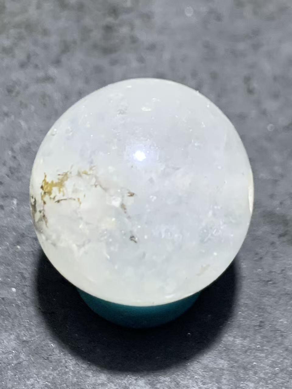 精美满冰飘战国红玛瑙圆珠一颗！