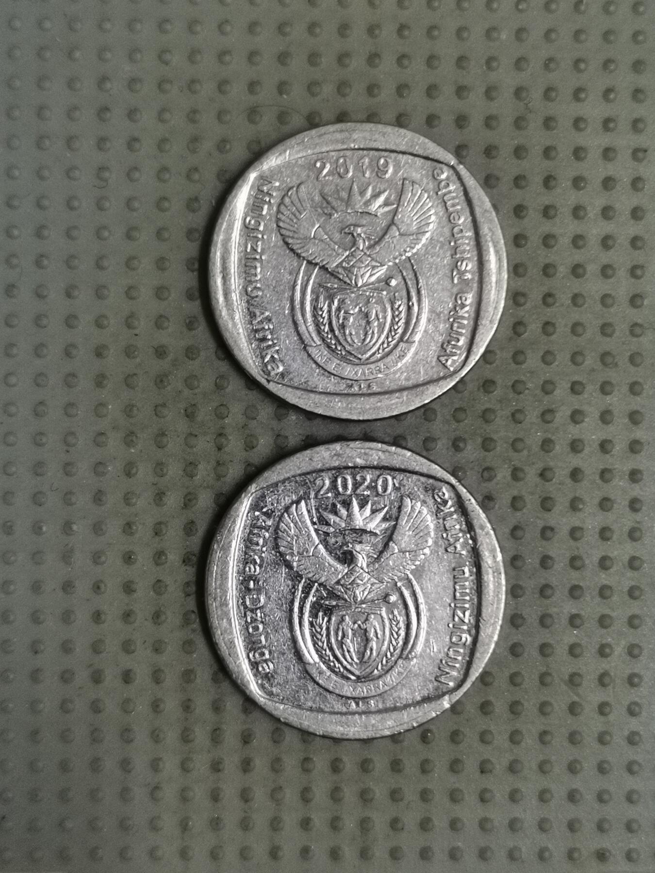 2025年第124场各国散币拍卖（总第124场） 南非1兰特2枚