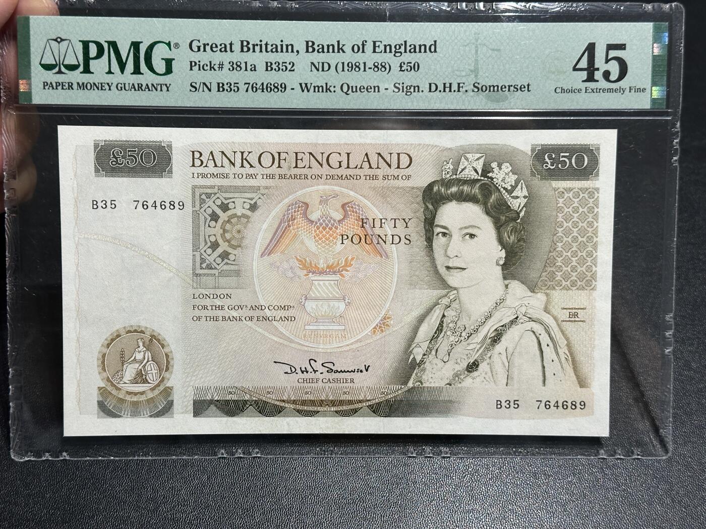 《外钞收藏家》第五百八十八期（优质场）（本平台长期征集拍品、欢迎藏友们联系合作） 1981-88年英国D序列50镑 PMG45