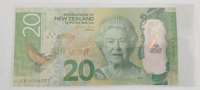 天和轩精品钱币第61场 - 新西兰20元豹子333