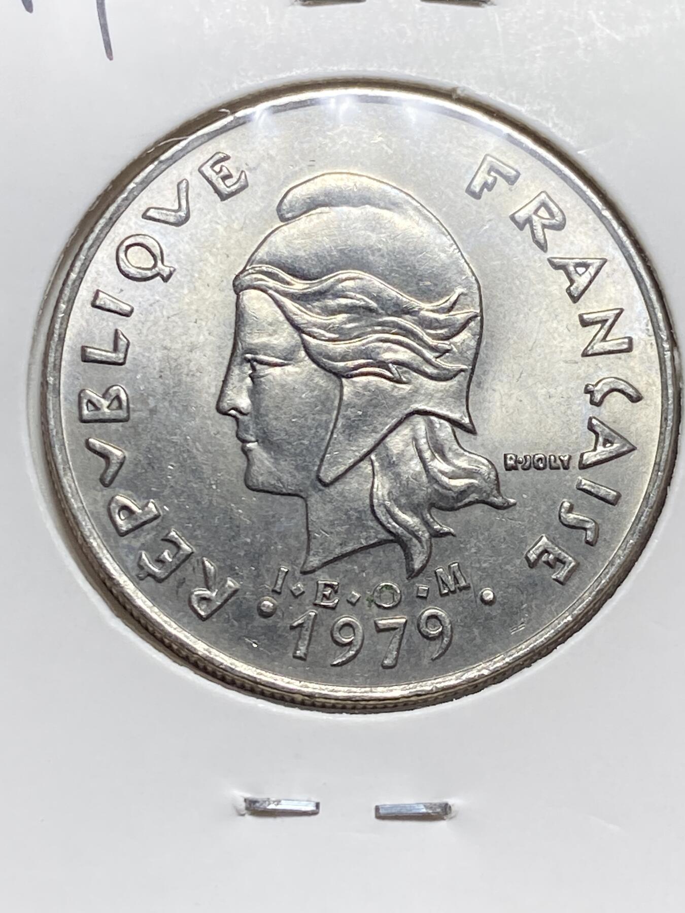 2025年第一百三十二场(总第一百五十八场）外国好品纸夹散币场(免佣金) 原光好品–法属波利尼西亚🇵🇫1979年20法郎(第二套流通硬币，Dolphin –海豚标)